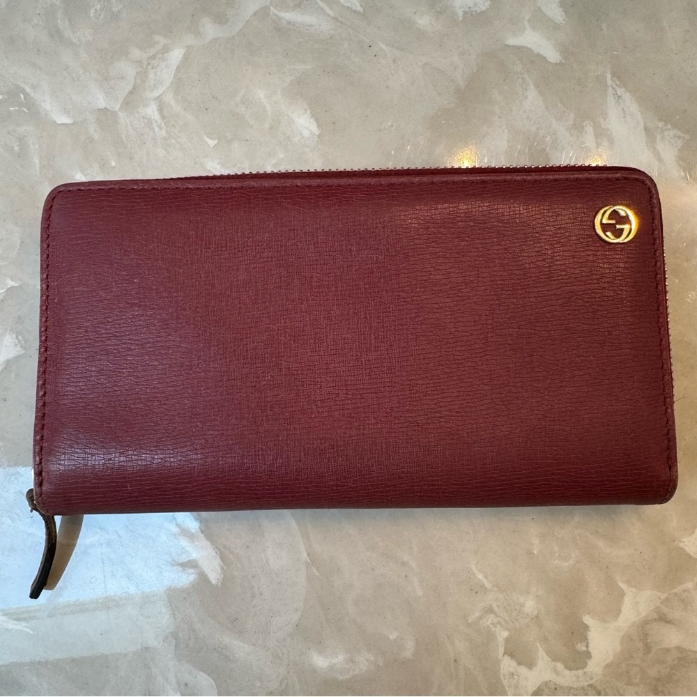 Authentic Gucci GG Mauve Zip Around Wallet - Picture 4 of 11